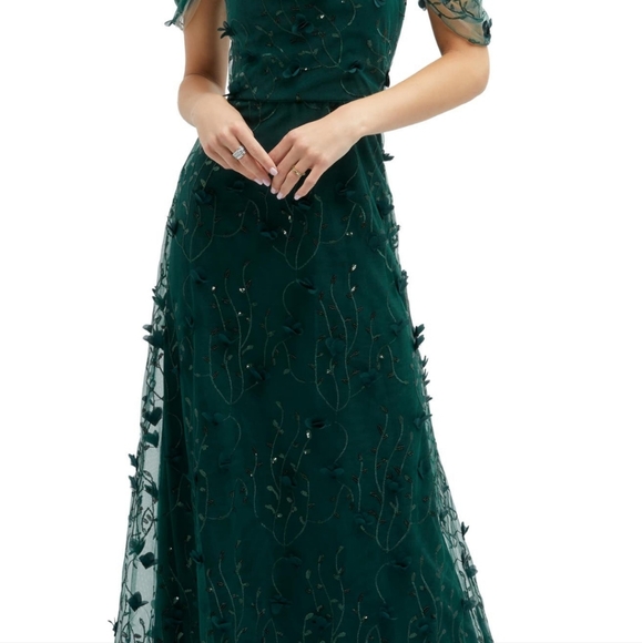 ❤️ HP Dress emerald green  Dessy collection, Beautiful off the shoulder - Picture 5 of 8